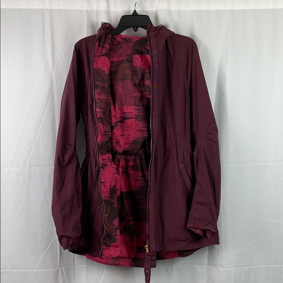 Lululemon Reversible Rain Jacket - Picture 3 of 6